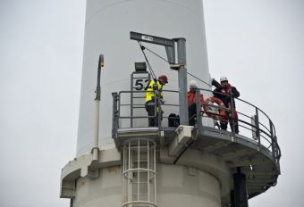 Photo prise lors de la maintenance d'un parc éolienne en mer ( Îles d’Yeu et de Noirmoutier)