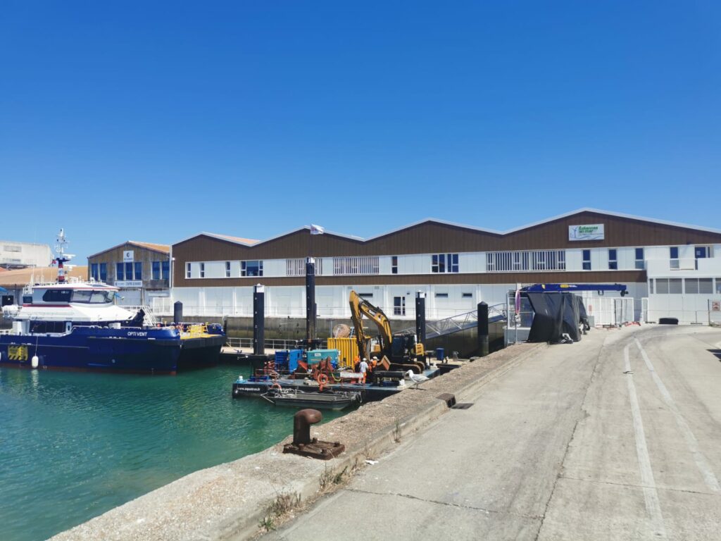 Les infrastructures à terre